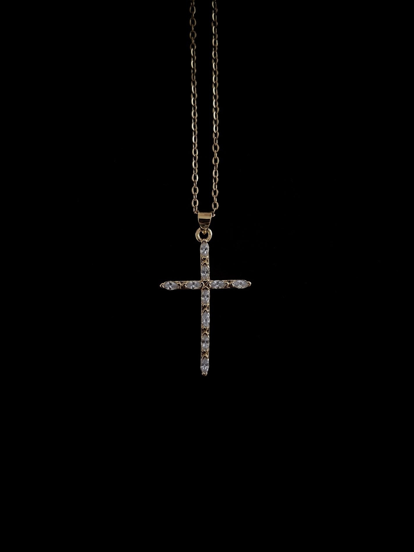 Collier croix chrétienne mixte pour homme et femme, bijou religieux plaqué or.