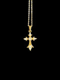 Collier chrétien Ishvi bijou croix symbole engagement foi chrétienne accessoire religieux élégant pour homme et femme