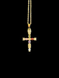 Pendentif croix plaqué or et zircon colorés – style vibrant