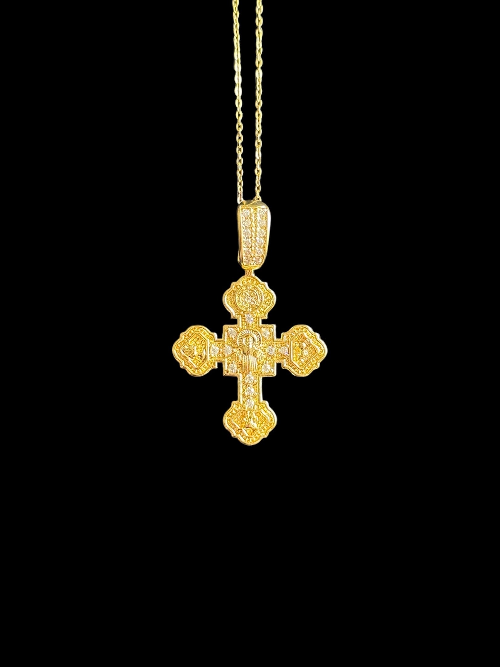 Collier chrétien Zeruah croix religieuse bijou spirituel chrétien symbole de foi en Jésus Christ pour homme et femme