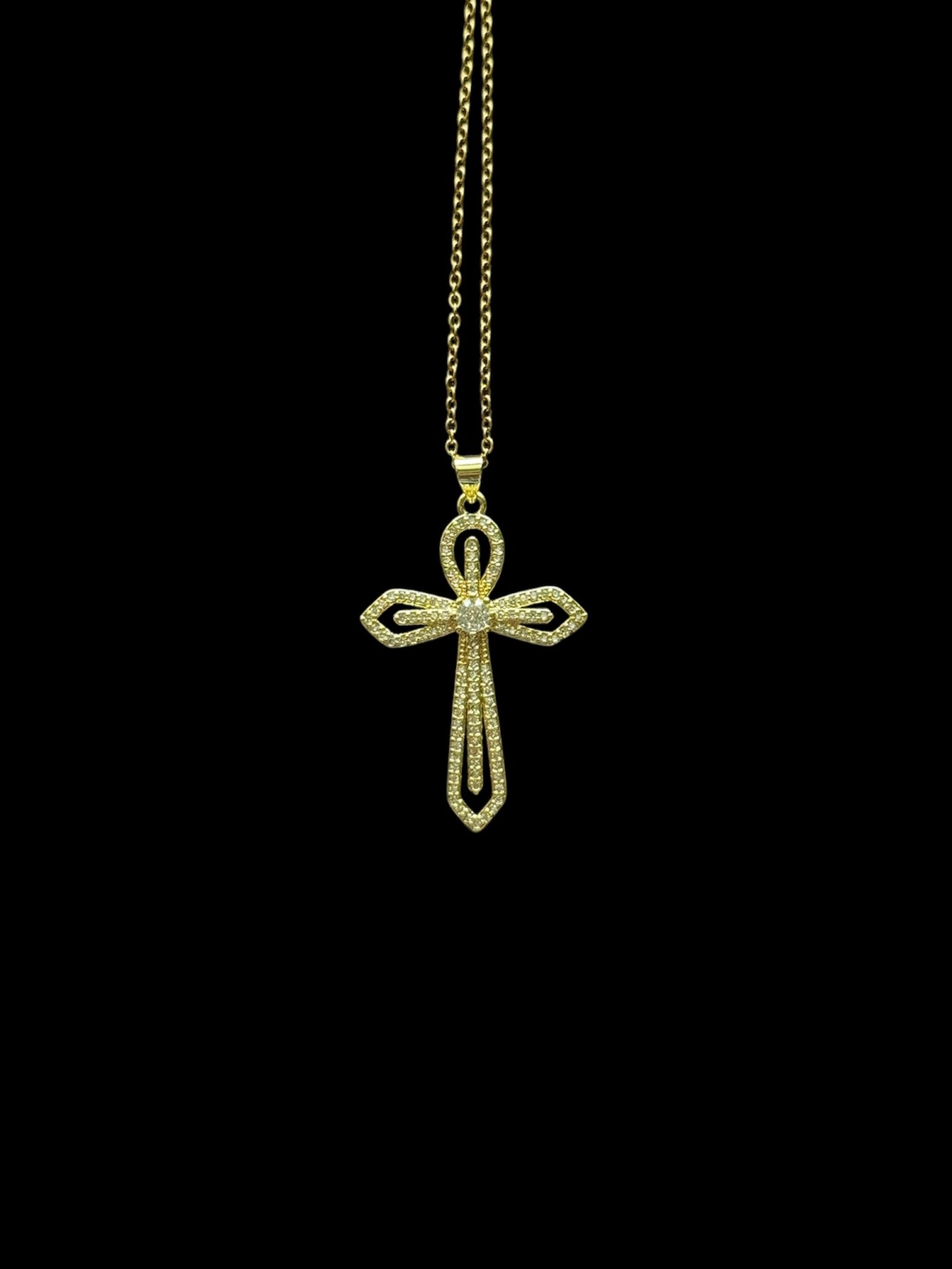 Bijoux chrétiens modernes et élégants, collier croix à offrir – Elohim Bijoux.