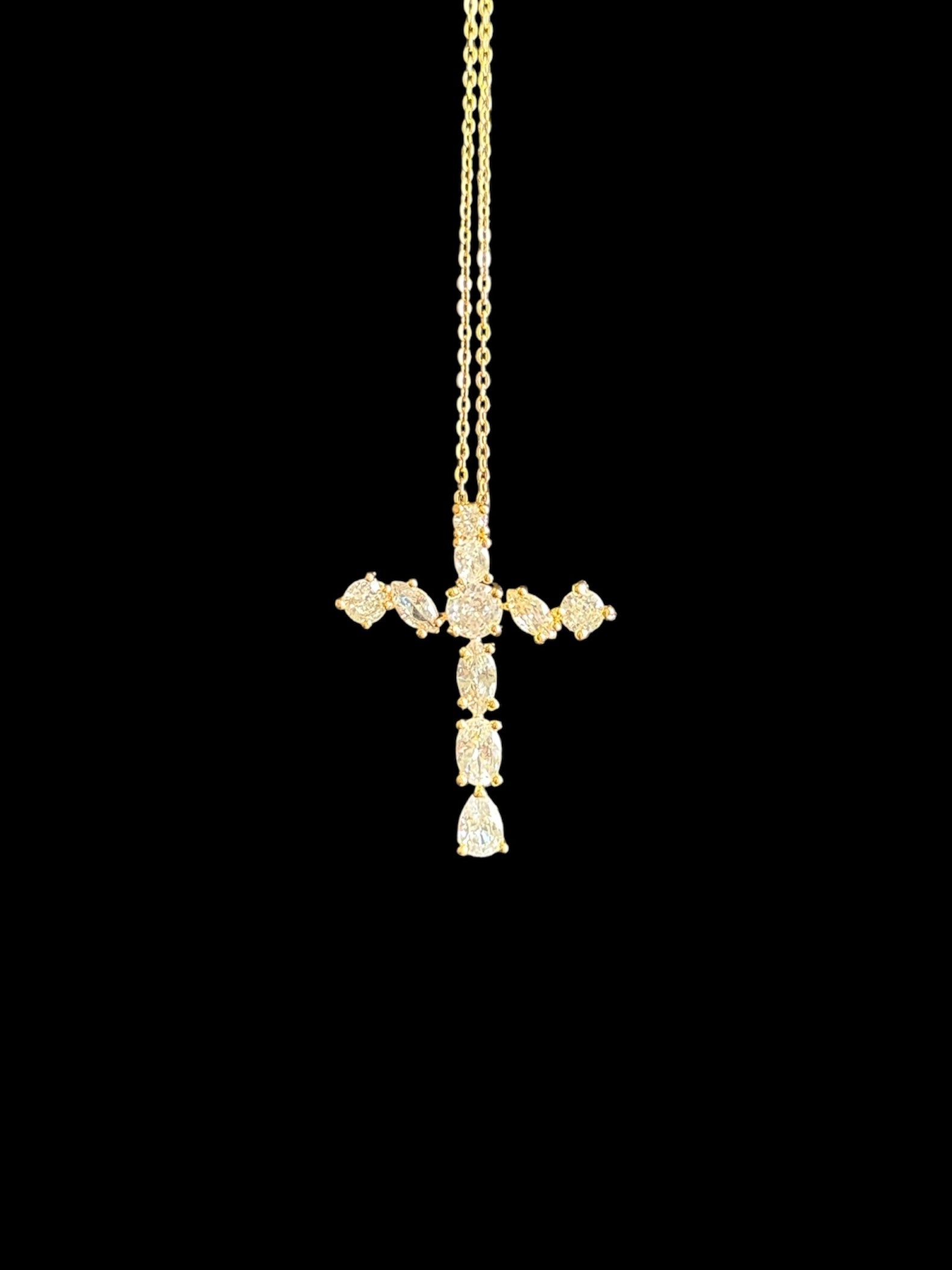 Collier chrétien Jamin croix bijou religieux symbole de foi et protection divine accessoire spirituel pour homme et femme