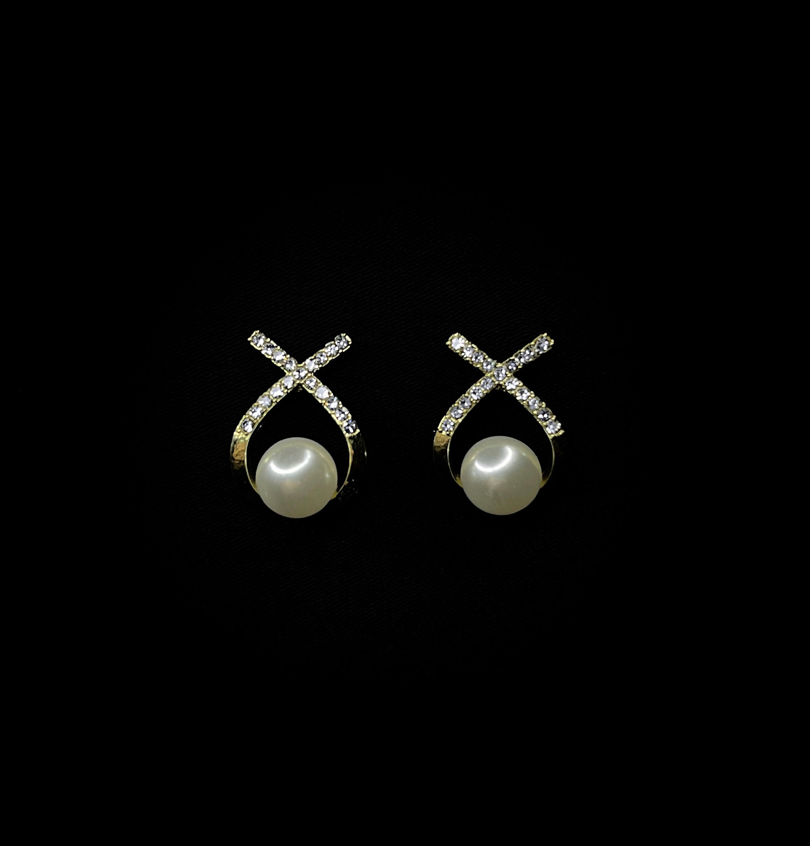 Bijou chrétien sous forme de boucles d’oreilles, poisson Ichthus minimalistes en plaqué or
