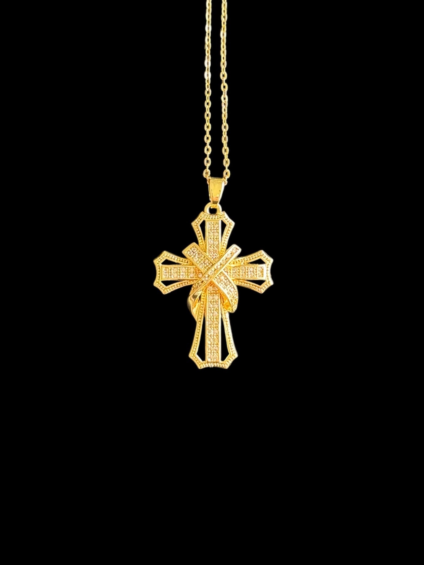 Collier chrétien Jair avec croix religieuse élégante en acier inoxydable symbole de foi chrétienne bijou spirituel pour homme et femme