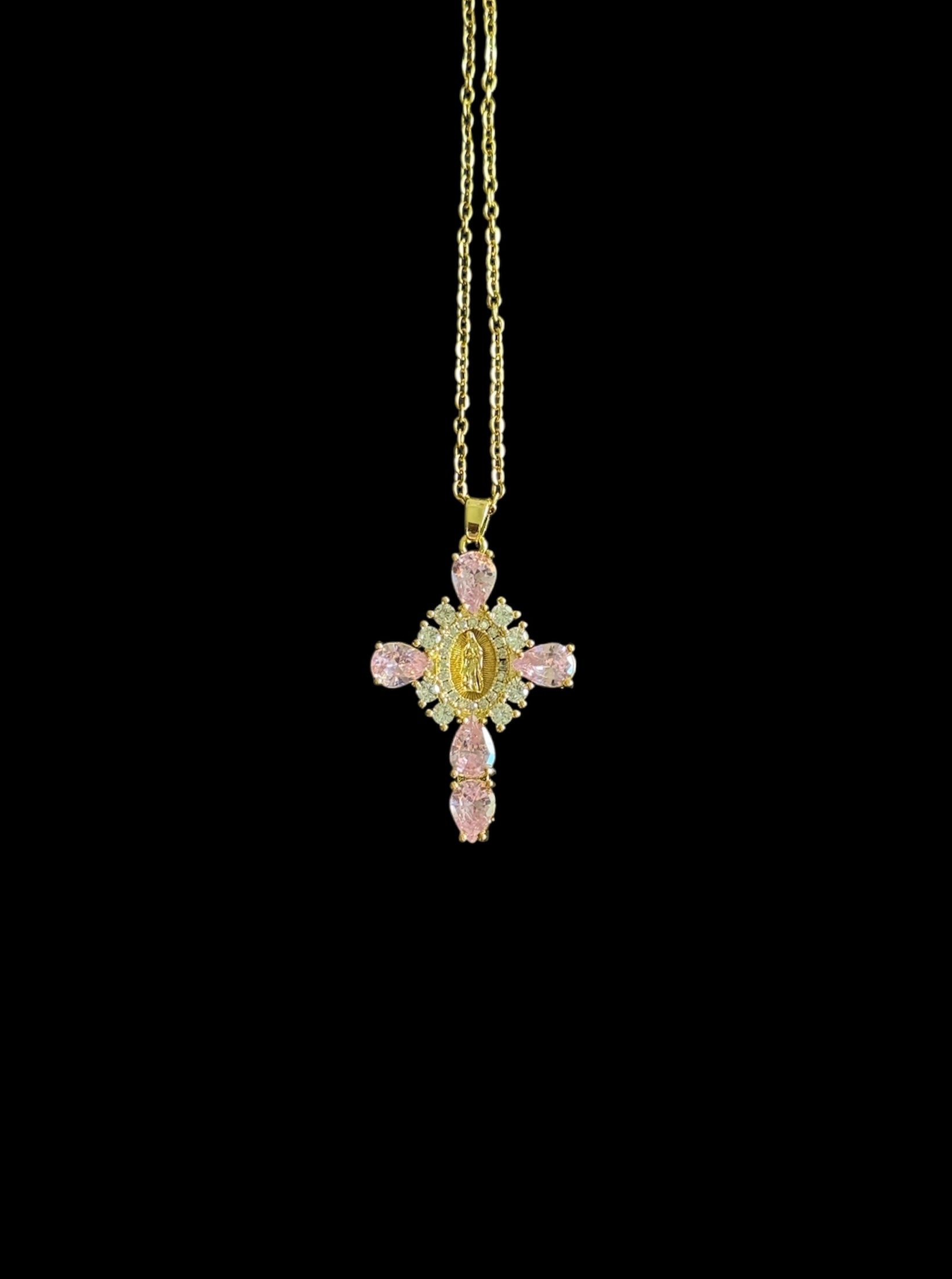 Bijou chrétien pour femme, collier plaqué or et rose avec zircon brillant, symbole de foi et de beauté.