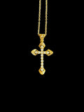 Collier croix scintillante en plaqué or et zircons, en acier inoxydable doré, bijou de foi durable et élégant.