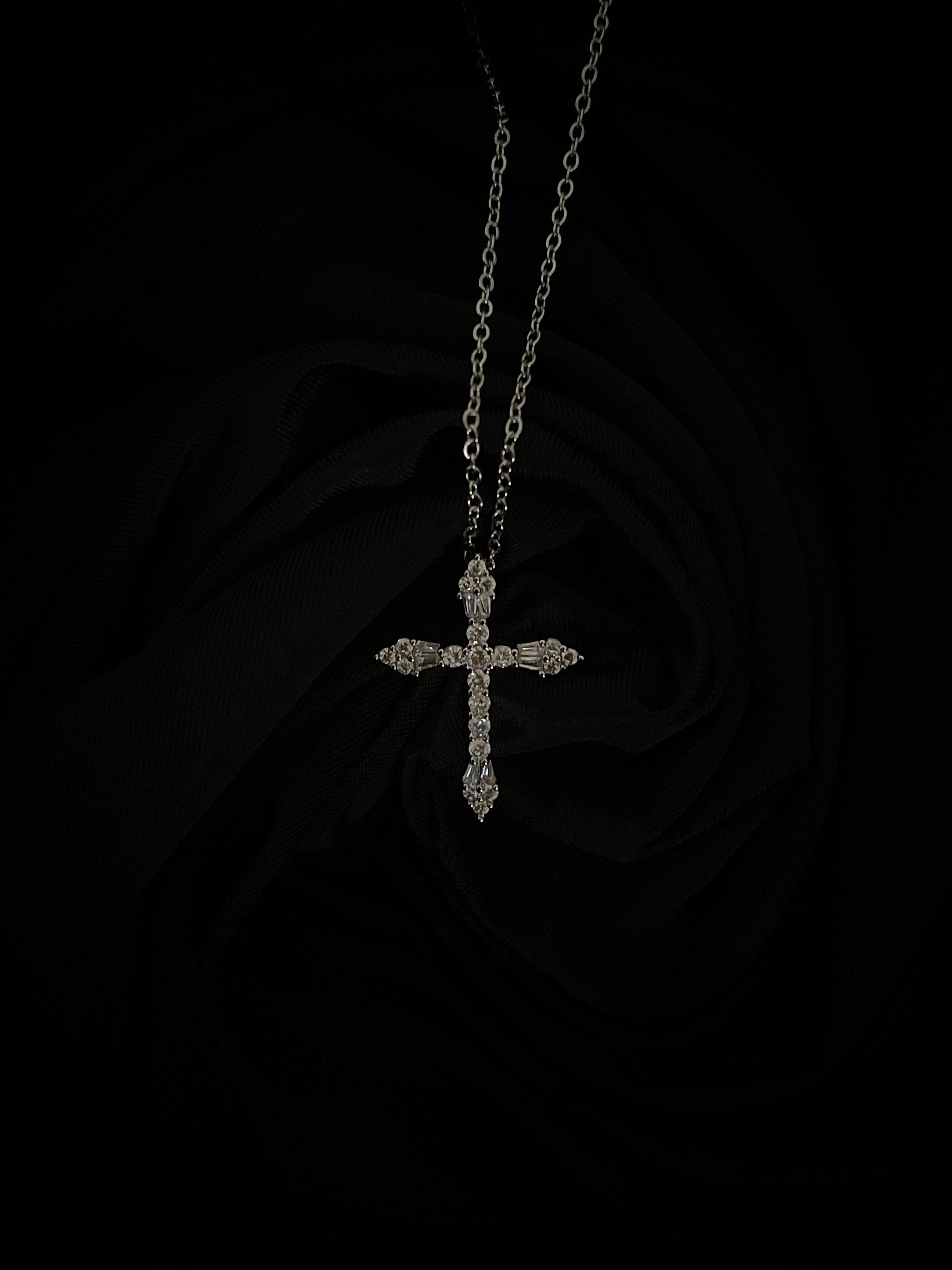 Collier Lévi