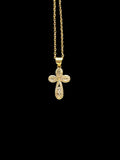 Cadeau original et spirituel : collier croix en plaqué or par Elohim Bijoux.