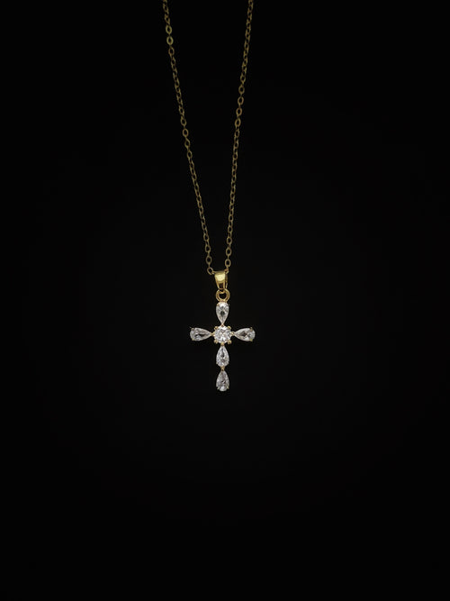 Pendentif croix dorée avec zircon – idée cadeau chrétienne femme